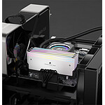 Mémoire Corsair Dominator Titanium RGB White - 2 x 16 Go (32 Go) - DDR5 7200 MHz - CL34 - Autre vue Mémoire Corsair Dominator Titanium RGB White - 2 x 16 Go (32 Go) - DDR5 7200 MHz - CL34 - Autre vue